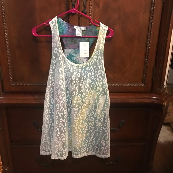 Adore Tops - Adore sz large sleeveless lace overlay top
